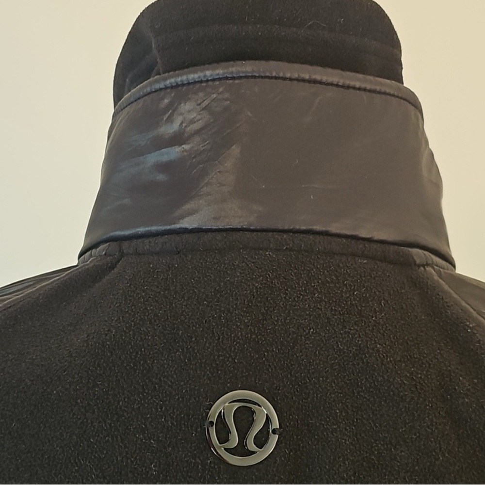 lululemon athletica pedal power Black Utility Jacket - Picture 3 of 8